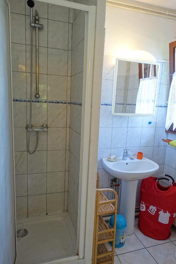 Apartament Studio Grotte Des Fees Hyères Zewnętrze zdjęcie